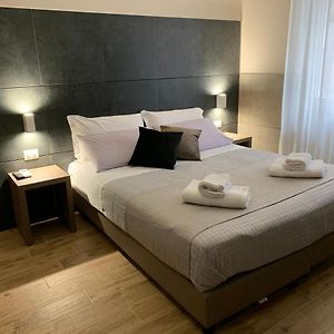 Camera con letto king size